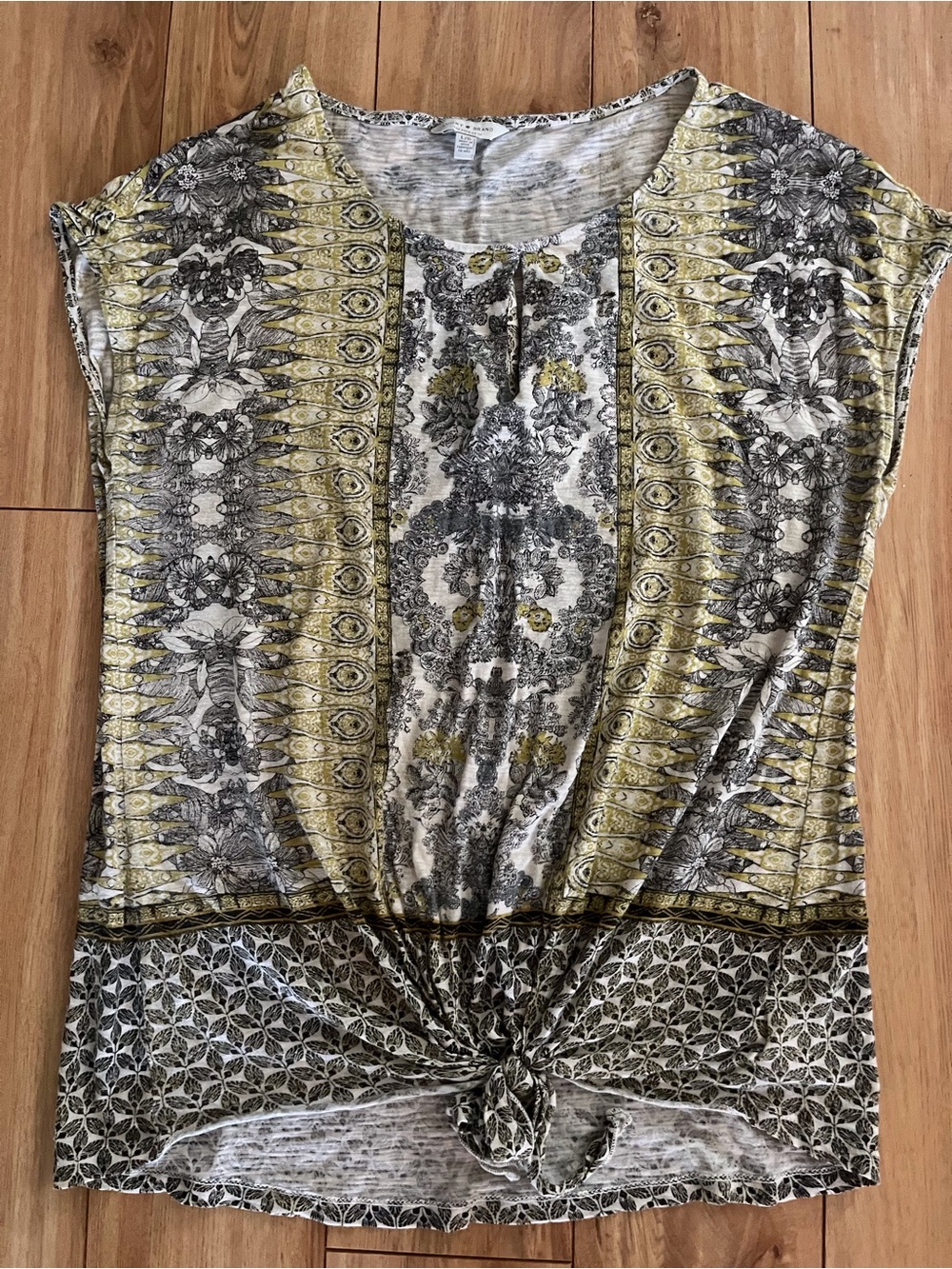 Lucky Brand Short-Sleeve Paisley Tie-Front Top in Yellow and Gray